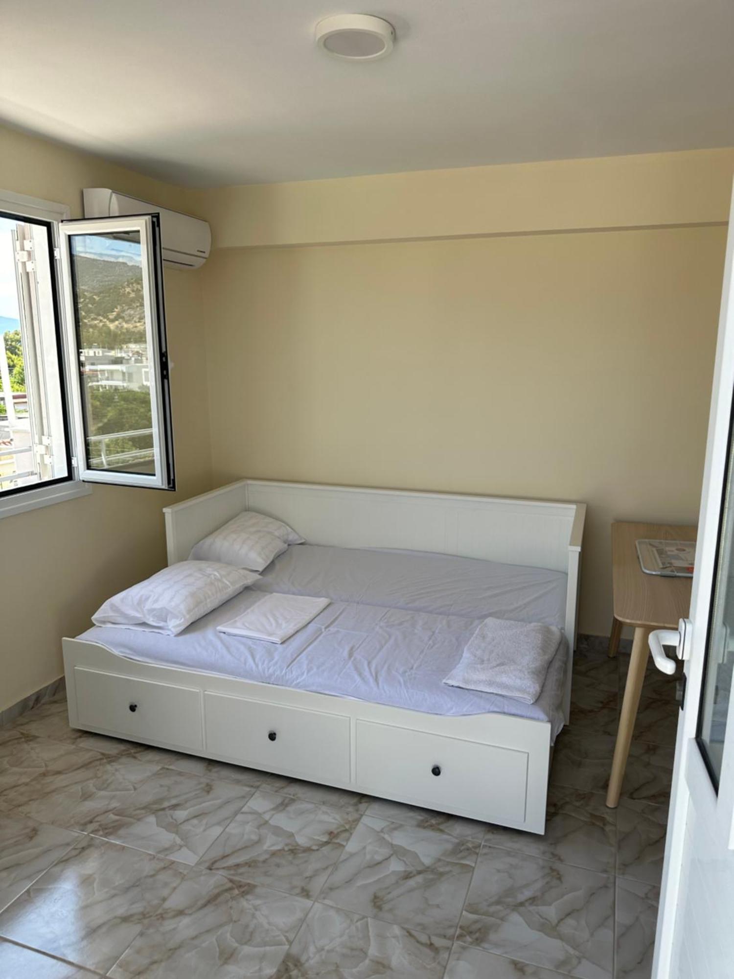 Eretria Apartment Buitenkant foto